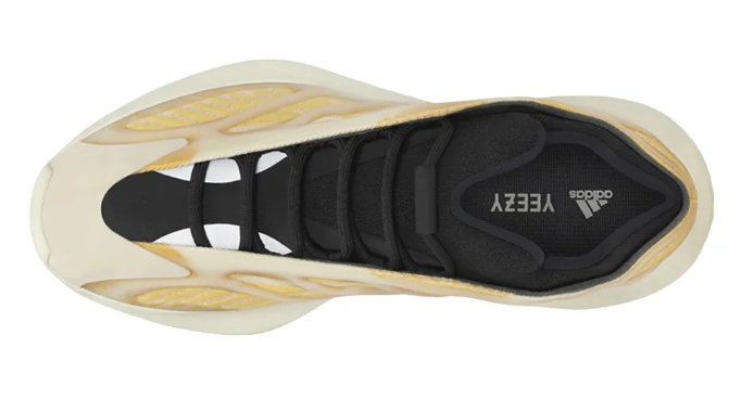 adidas Yeezy 700 V3 'Fade Carbon' Lace Up Sneakers