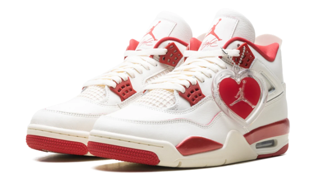(WMNS) Air Jordan 4 Retro 'Valentine’s Day' HV0823-108